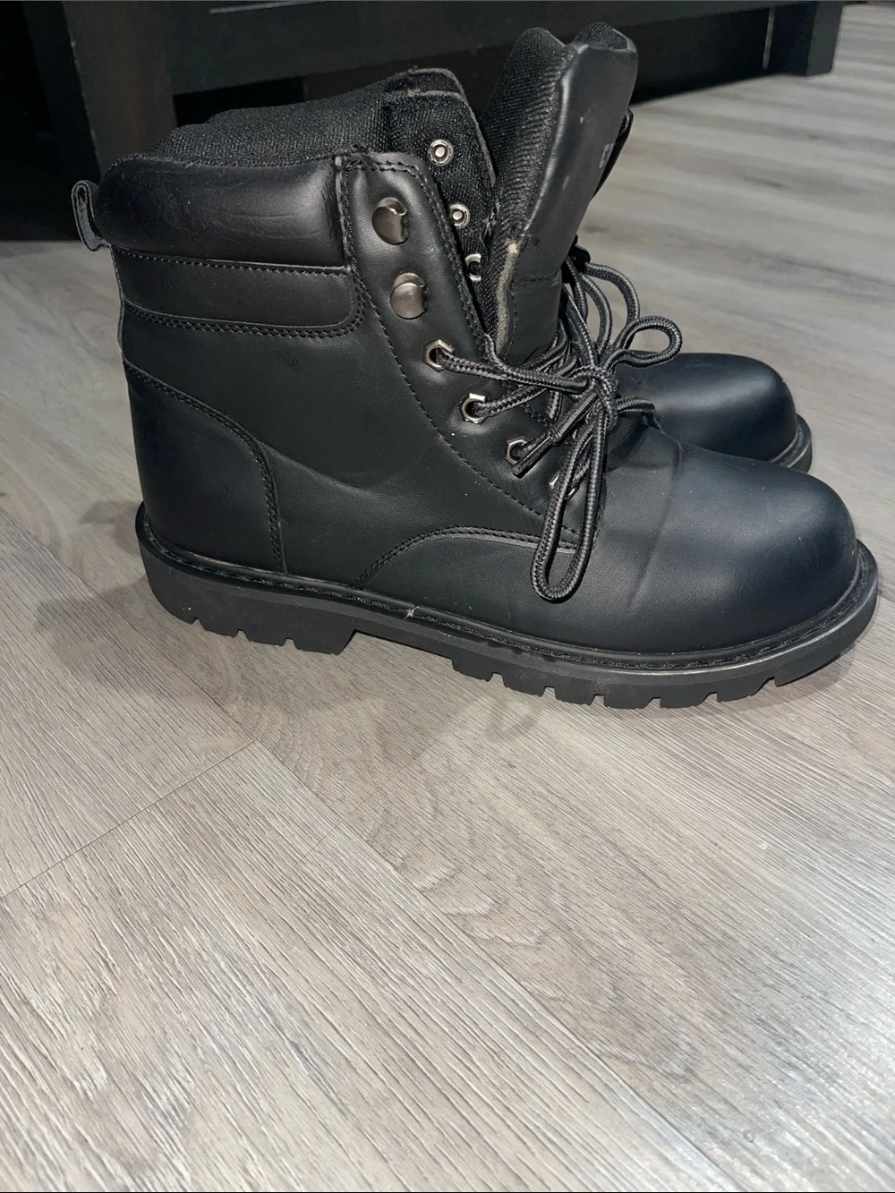 Men's Black Rugged Lace-Up Work Boots